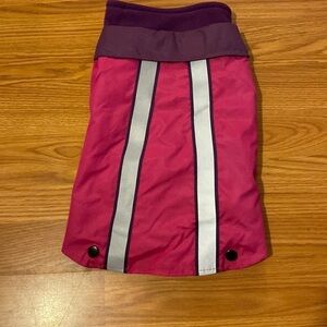 Top Paw Sweater & Coat size Medium (CB)